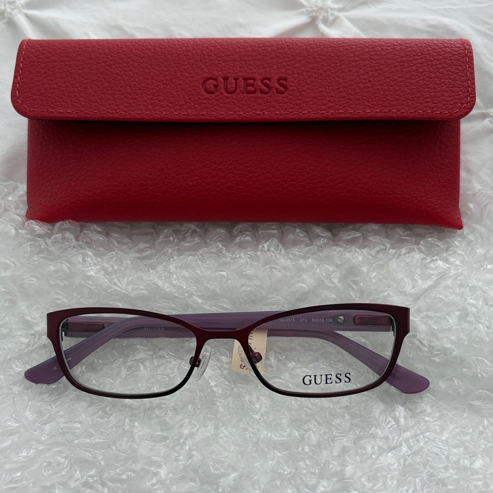 Women’s GUESS 2515 eyeglass frames.